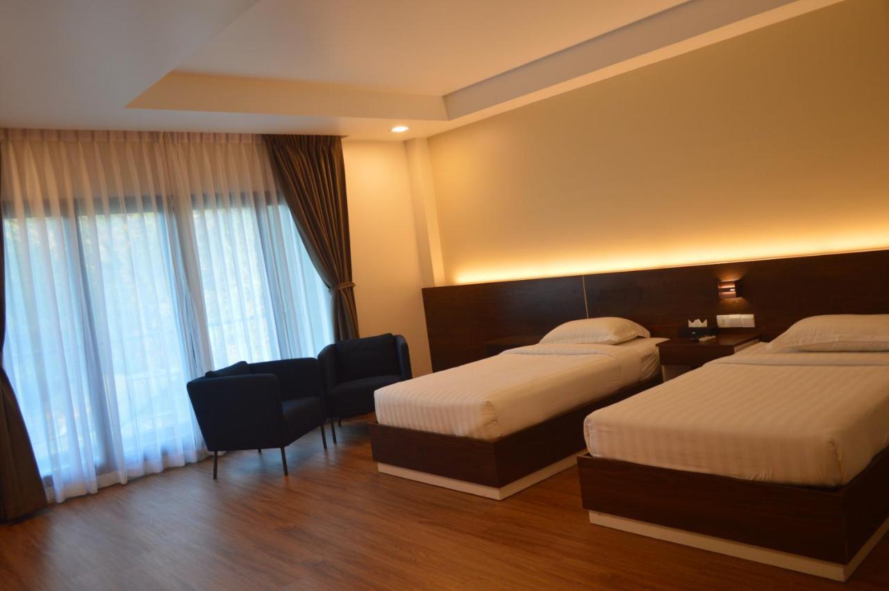 Airport Avenue Hotel Gyogon Eksteriør billede
