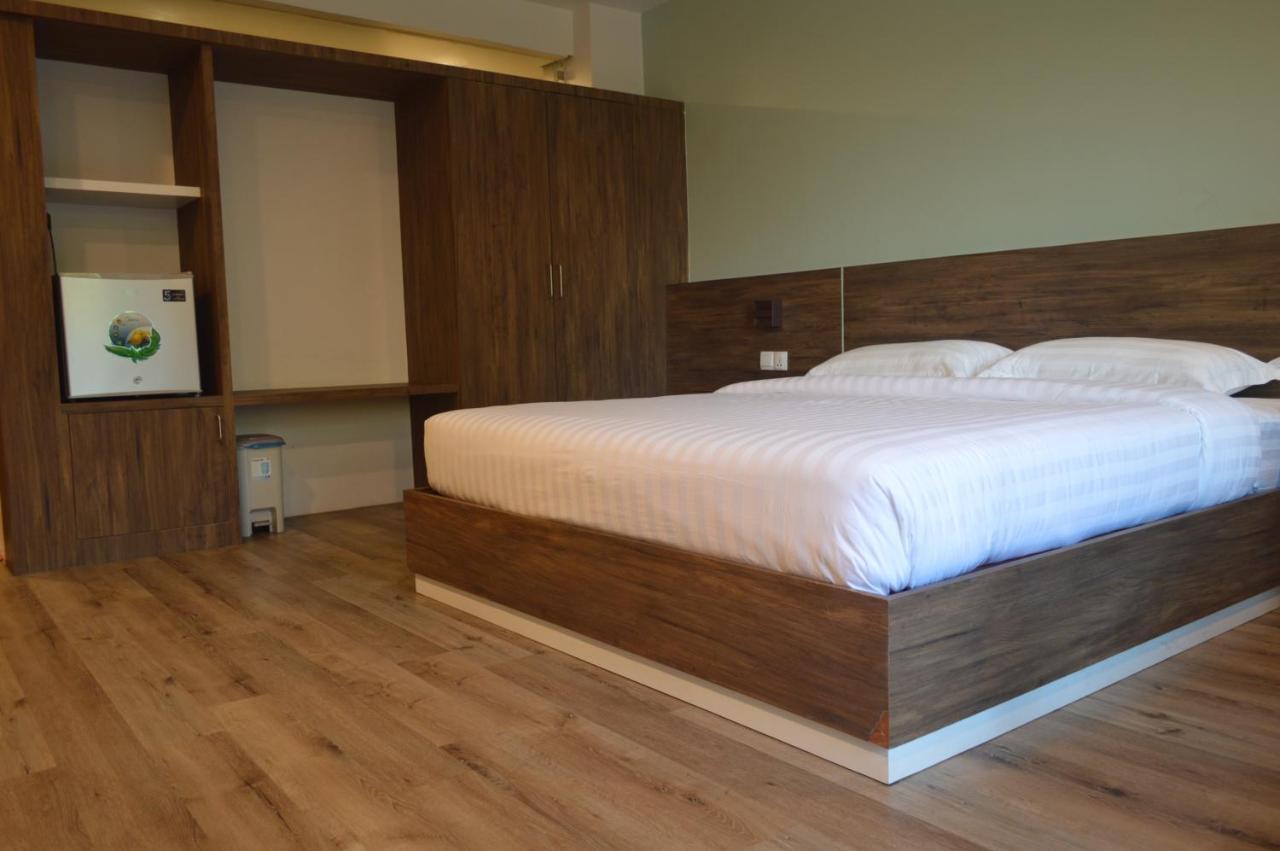 Airport Avenue Hotel Gyogon Eksteriør billede